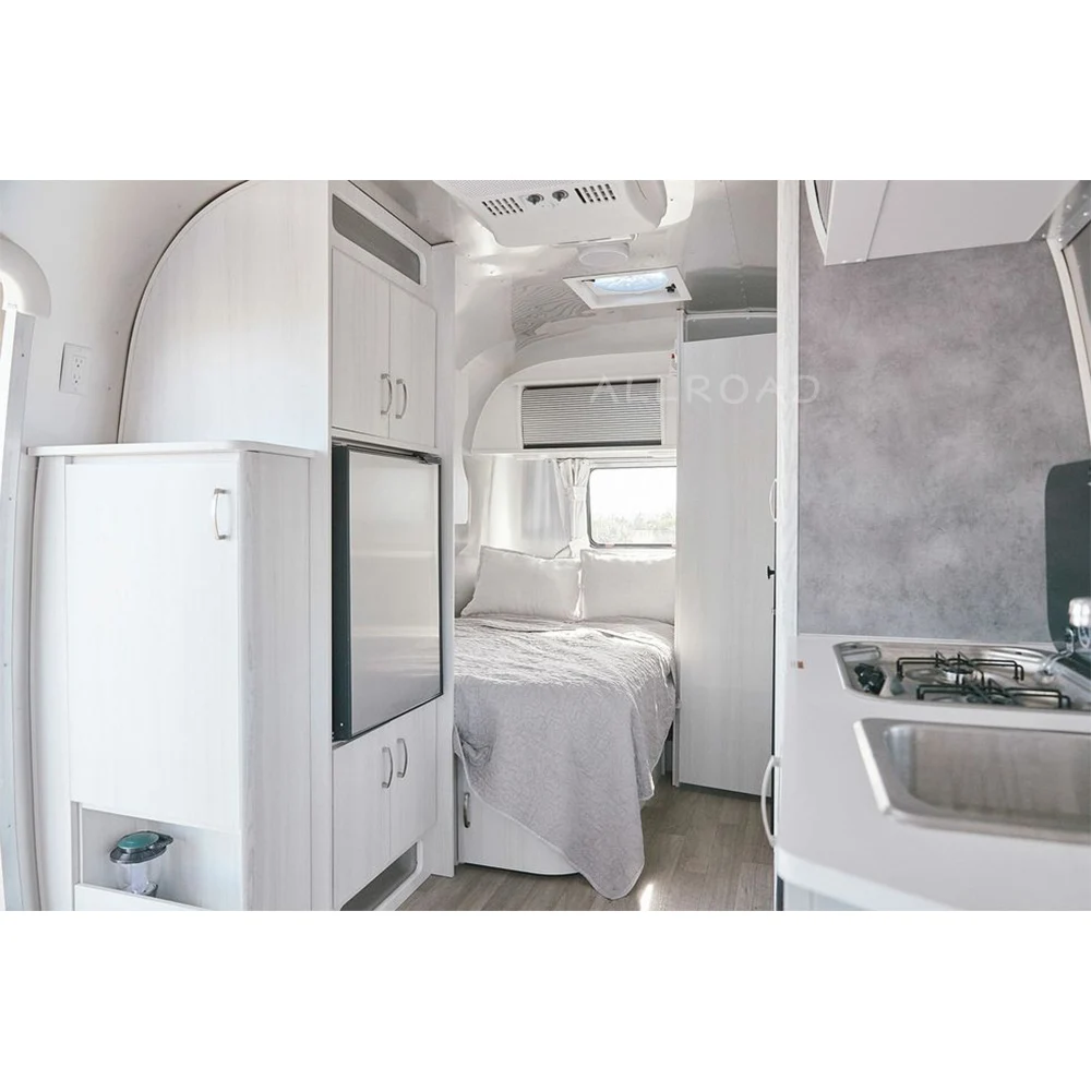 Offroad Caravan Smart Aluminium Alloy Recreational Travel Trailer Outdoor Camping Trailer Leisure Equipment Adventure Kampervan