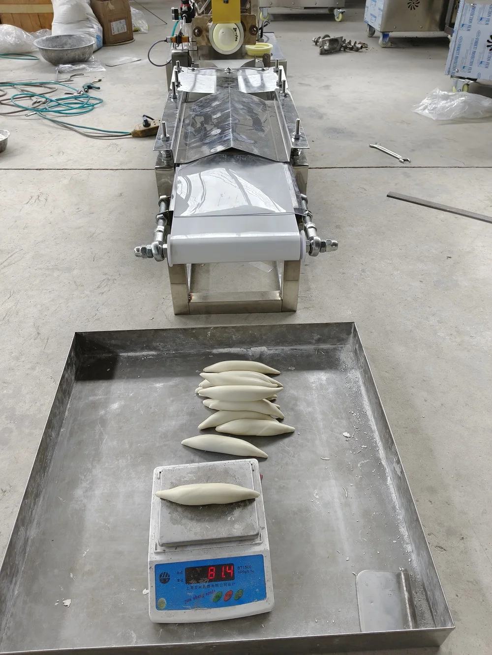 Высококачественная электрическая формовочная машина для хлеба