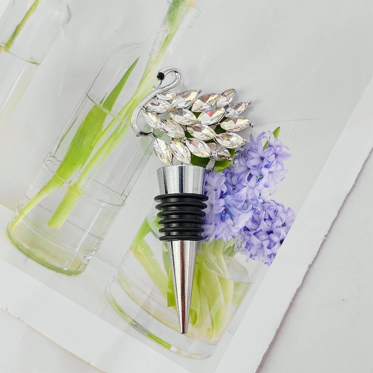 Manufacture Wholesale Silver Swan Diamond Metal Vacuum Mini Stopper Wine Tequila Whisky Vodka Cap