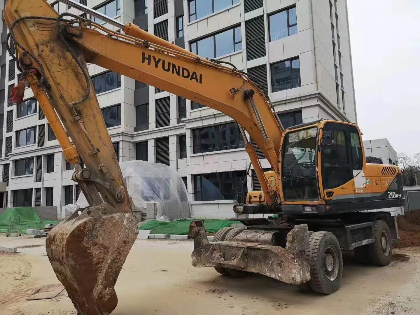 used hyundai  210w-9 215-7 215l 225-7 225lvs 225vs 60w-7  210w-7 hydraulic crawler excavator 21ton high quality japan original