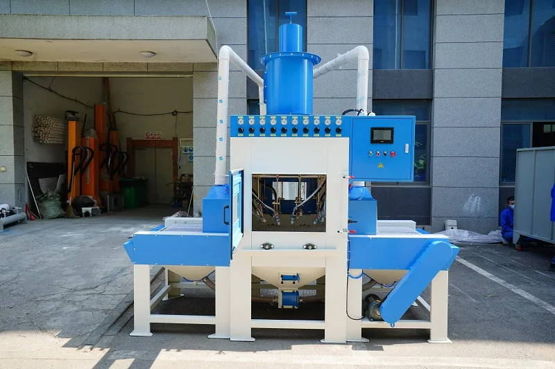 Automatic roller conveyor sand blasting machine