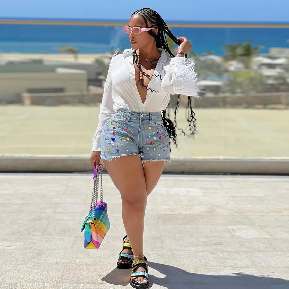 2023 Sexy Summer Clothes New Fashion Plus Size Colorful Crystal Denim Booty Shorts  Women Diamond Tassel Ripped Jeans Shorts