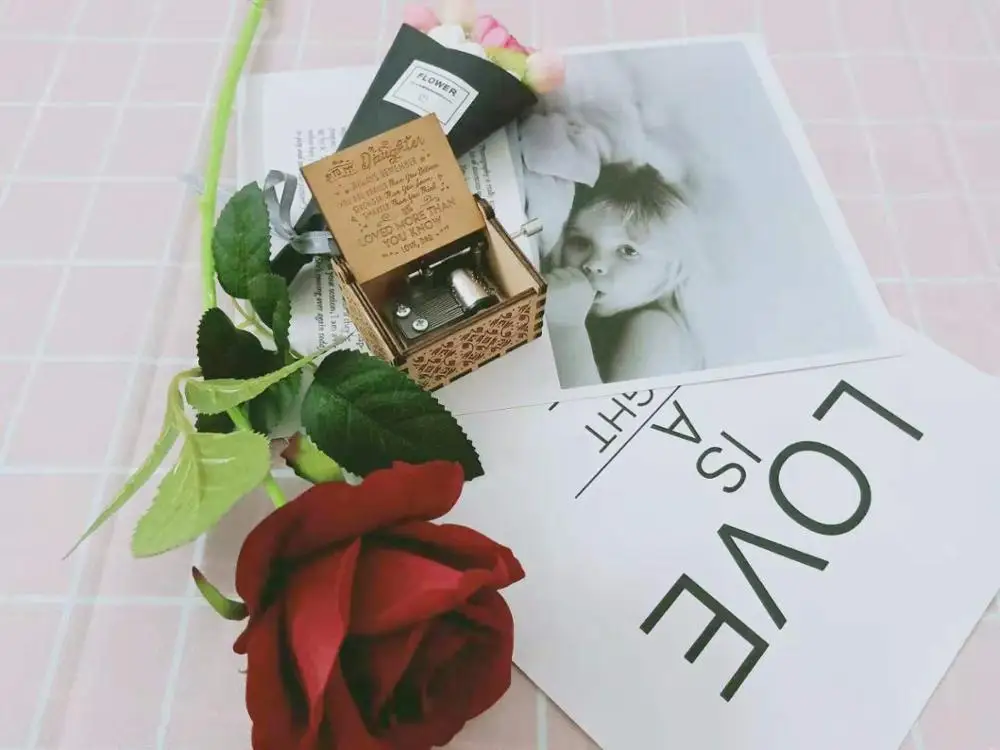 Деревянная музыкальная шкатулка с гравировкой, деревянная музыкальная шкатулка для подарка