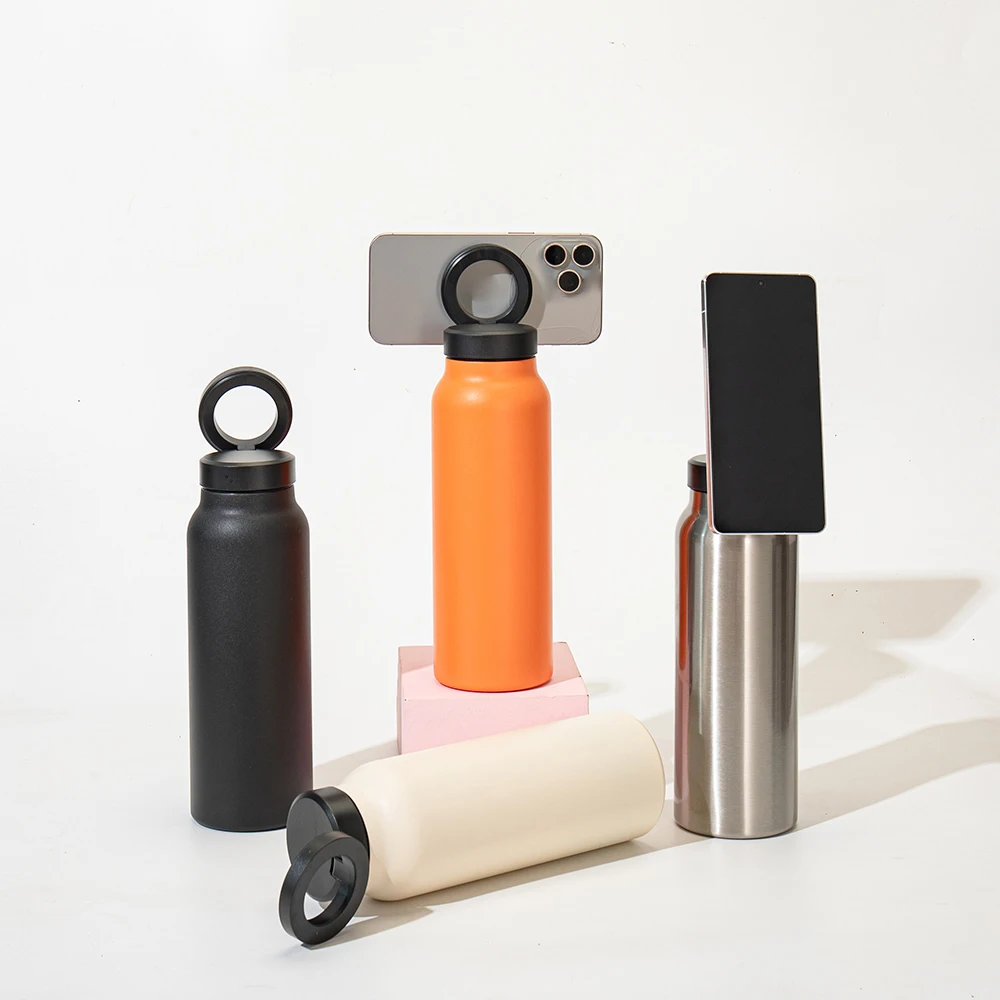 2024 700ML 24OZ Stainless Steel Vacuum Bottle Sport Water Bottle With Magnetic Lid Mobile Phone Holder
