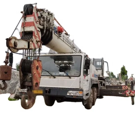 Б/у грузовые краны Zoomlion Китайская марка грузоподъемность 5/30/55 тонн на продажу