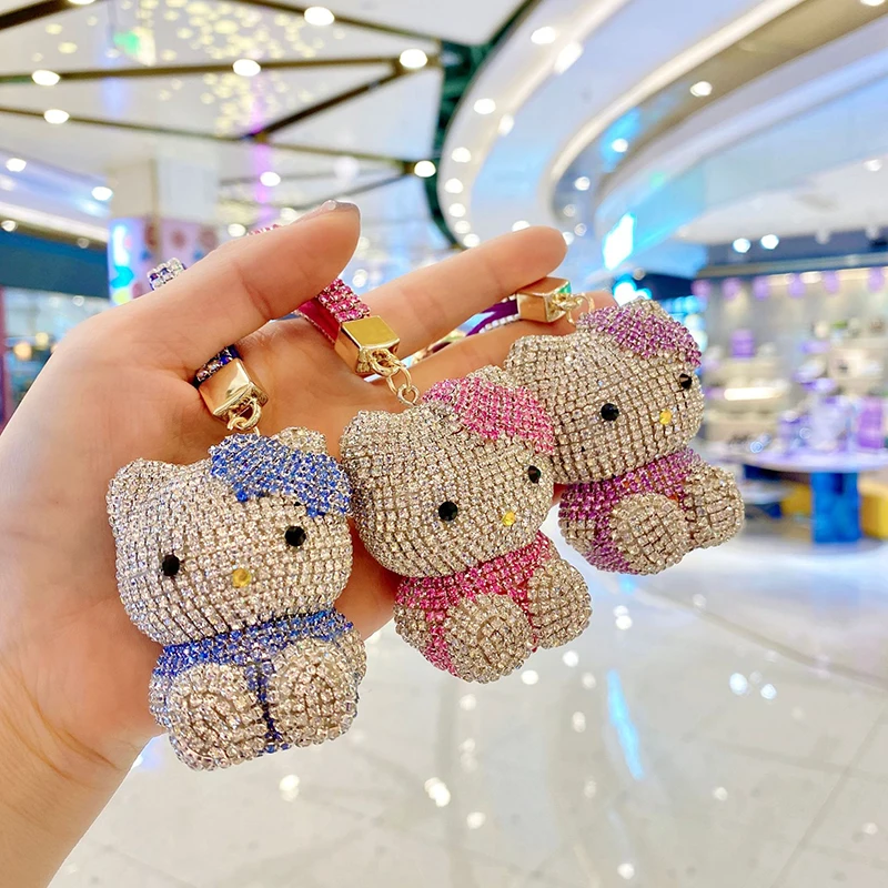 Брелок с кристаллами