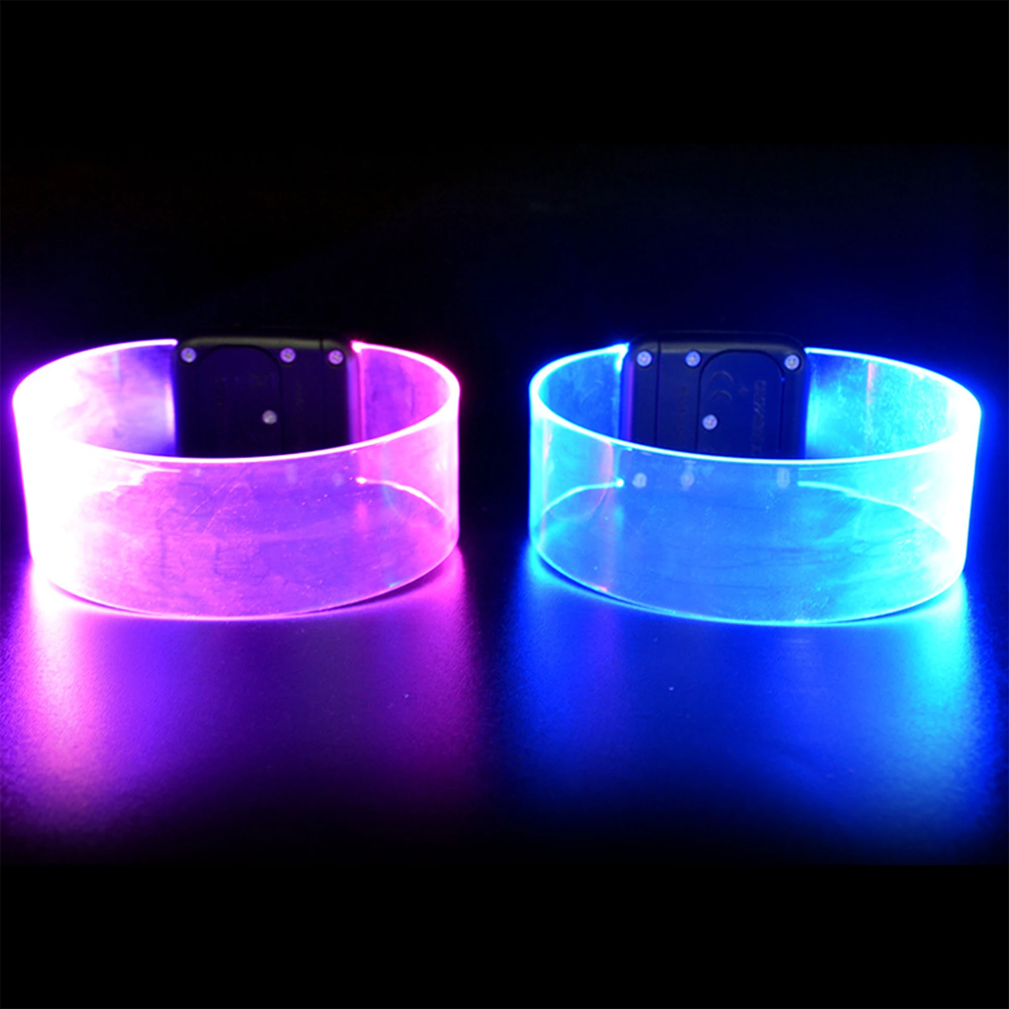 2024 New products ideas 2024 2025 custom logo promotional party supplies silicon silicone led glow wristband wrist band bracelet