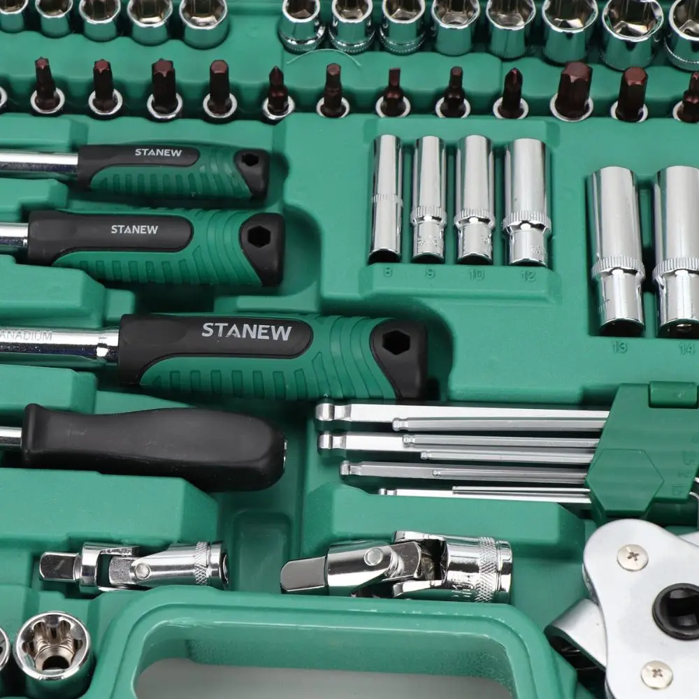 121pcs Car Repair Tool Box Spanner Socket Wrench Mechanic Hand Tool Kit Set In Aluminium Suitcase For Bike Automobile Repairing