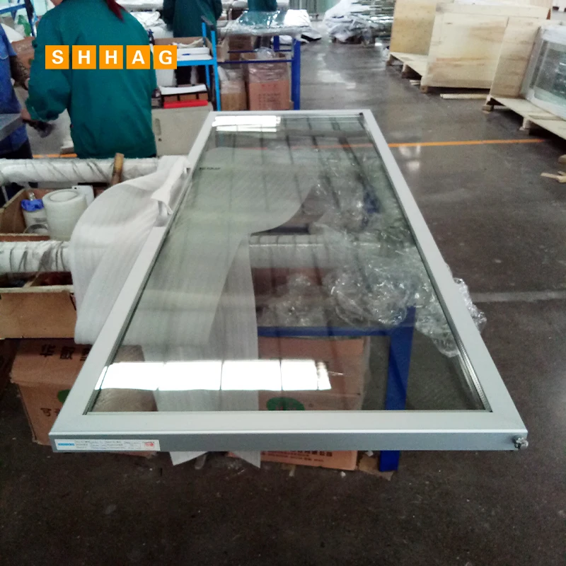 Commercial Beer Bar Fridge Display Refrigerator Glass Door for Supermarket