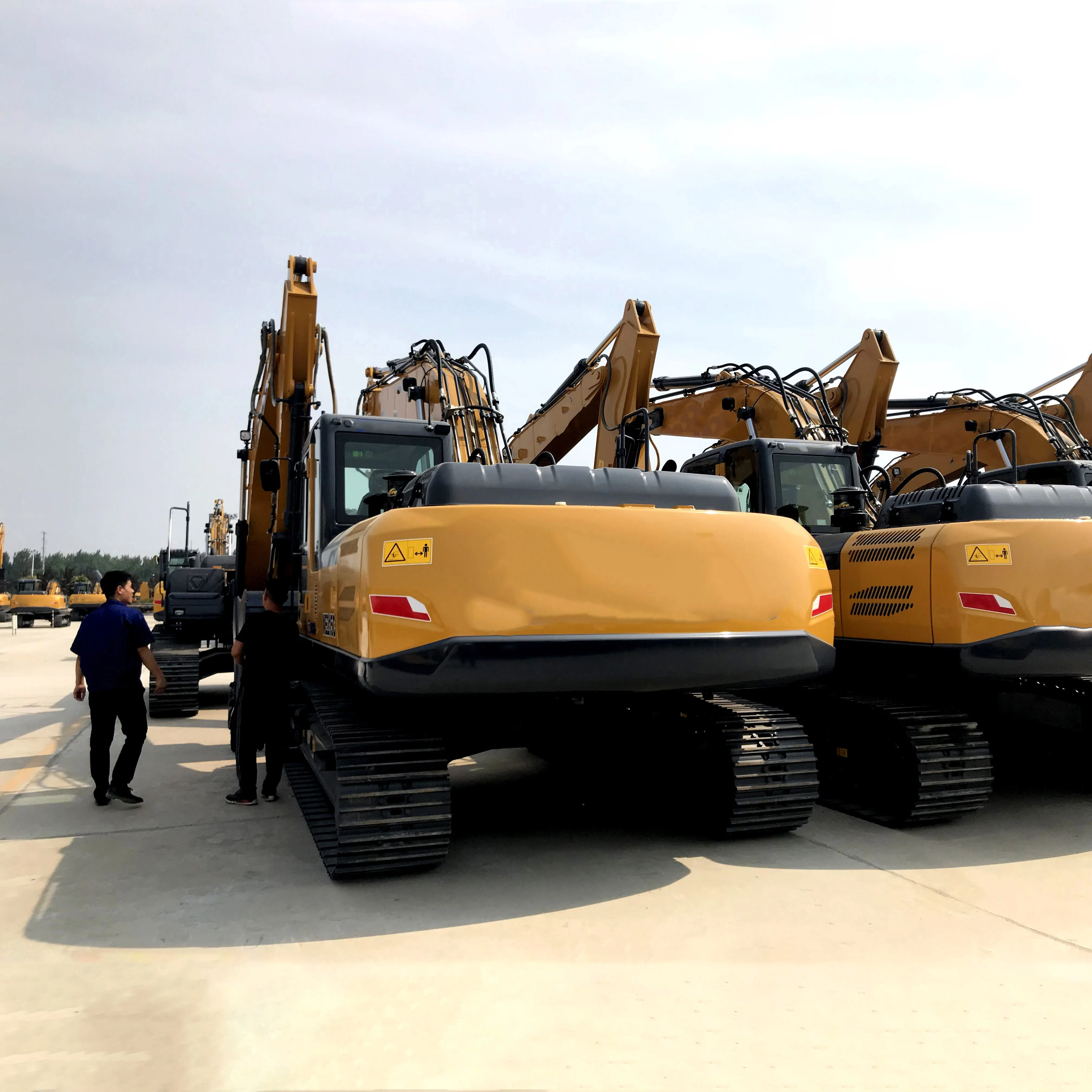 Excavator XE215C|powerful 21.5-Tonne Heavy-Duty Excavator, Bestseller in Europe, Middle East & Africa