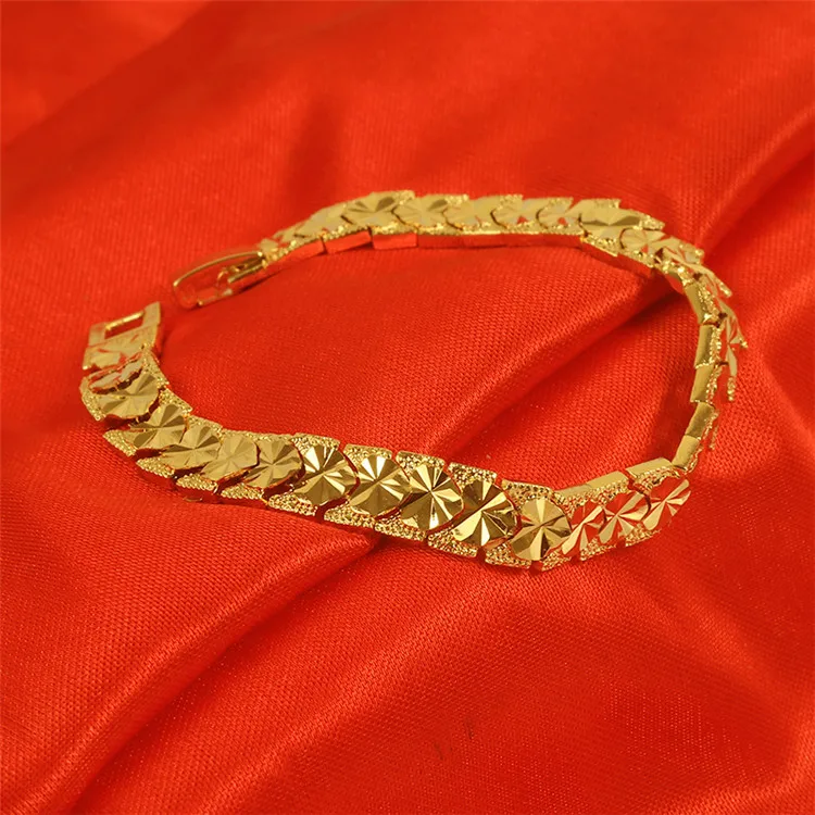 High Quality Brass Gold Plated Bracelet Button Watch Chain Heart Shaped Watch Chain Bracelet with Buckle