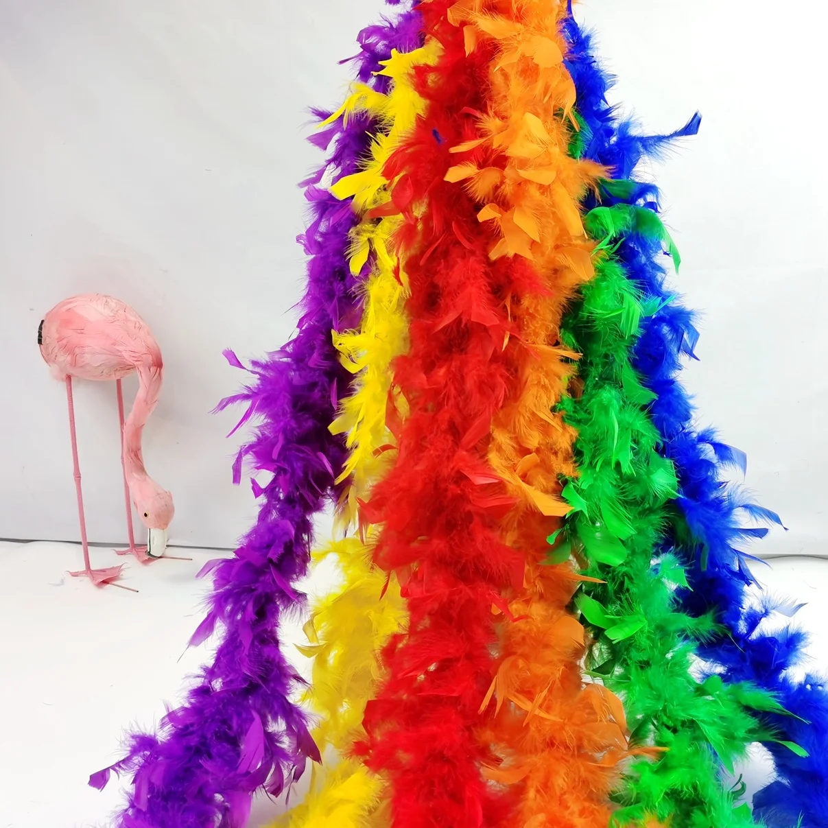Wholesale 2 Meters 60g Chandelle Boa Turkey Feather Boa Party Boa For Christmas Kids Birthday Party Decorations