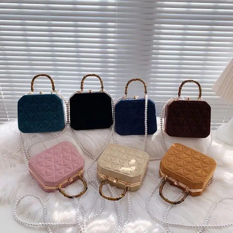 Ladies Messenger Bags Women Female Purses 2023 Luxury Design Suede Handbags Resale Women Pearl Shoulder Crossbody Bags Wicker