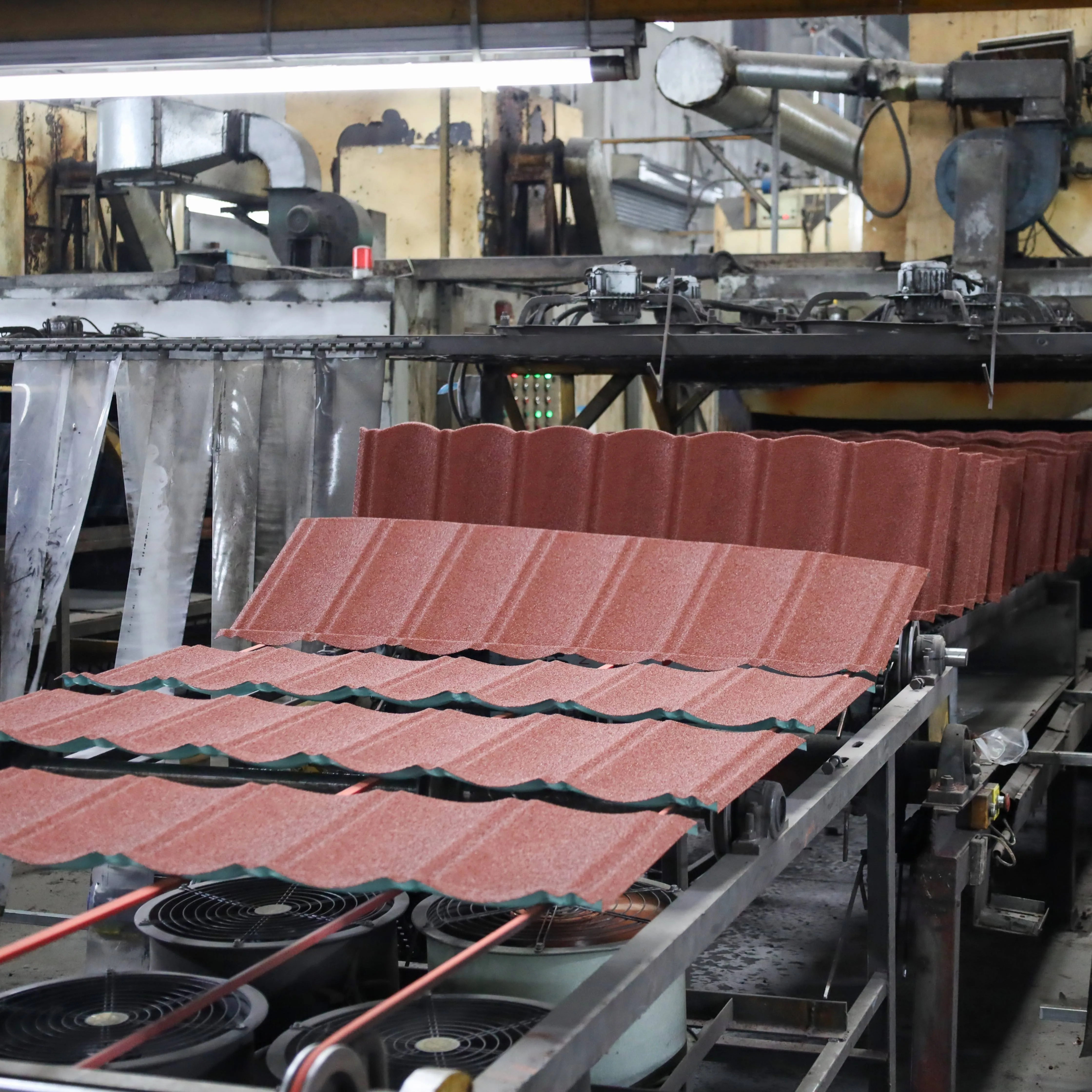 Building roofing materials New Zealand technology lightweight insulated colorful stone coated metal roof tiles