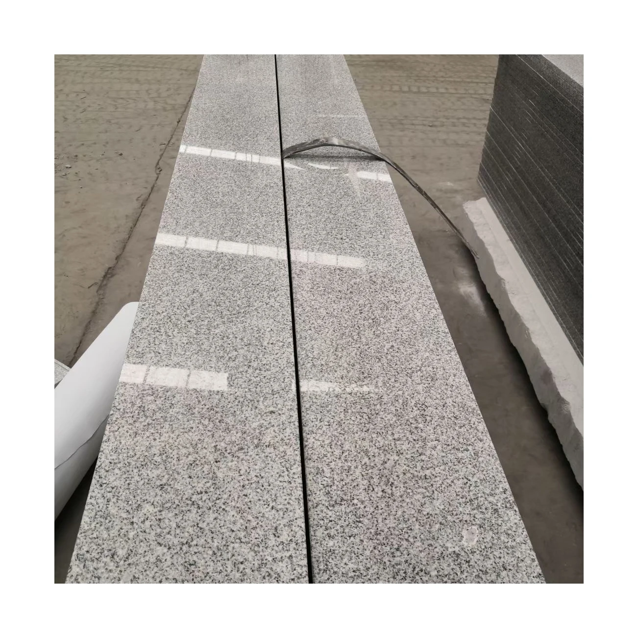 The New Listing Standard Size Granite Big Slab Polished Granite Slabs Countertop