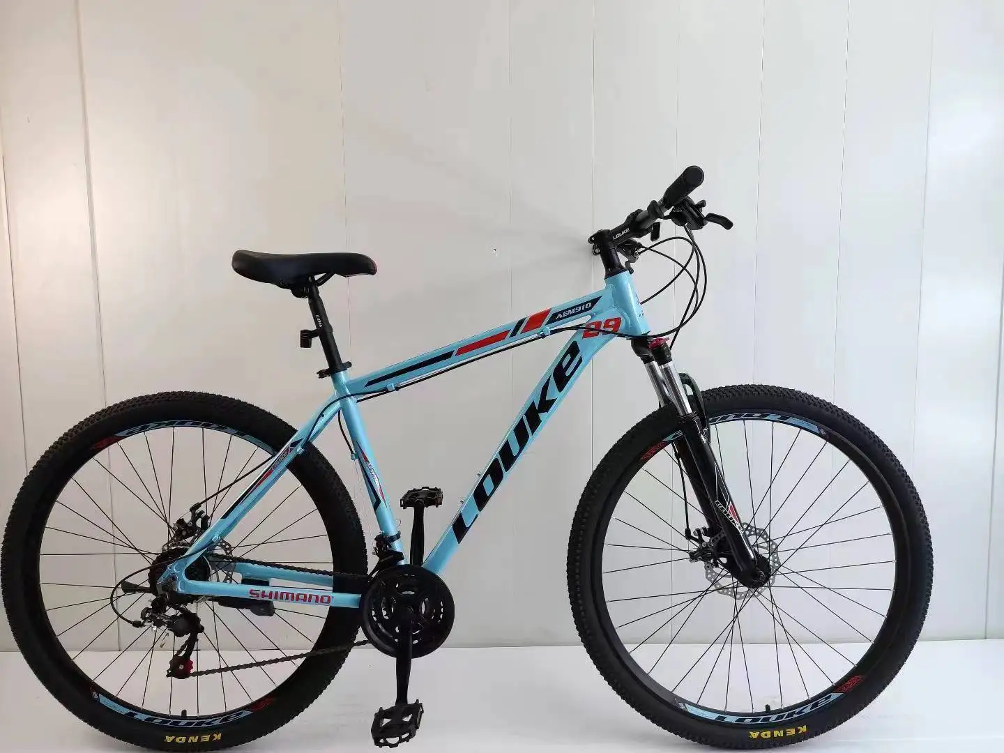 Factory direct sales of aluminum alloy with diverse colors, 29 inch, 21 speed, multi-purpose bicycles, mountain bikes