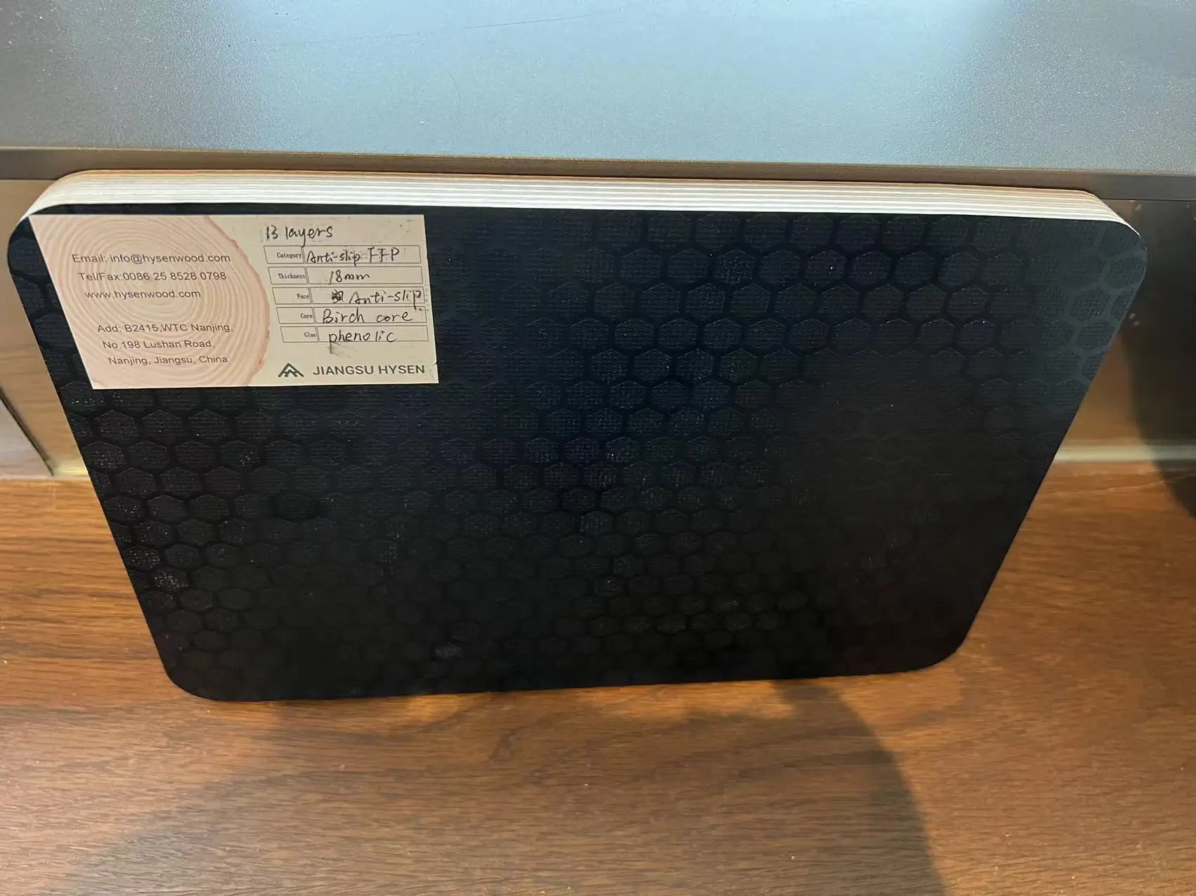 Hysen Black wbp phenolic glue birch core Hexaboard plywood anti-slip film plywoods for European market