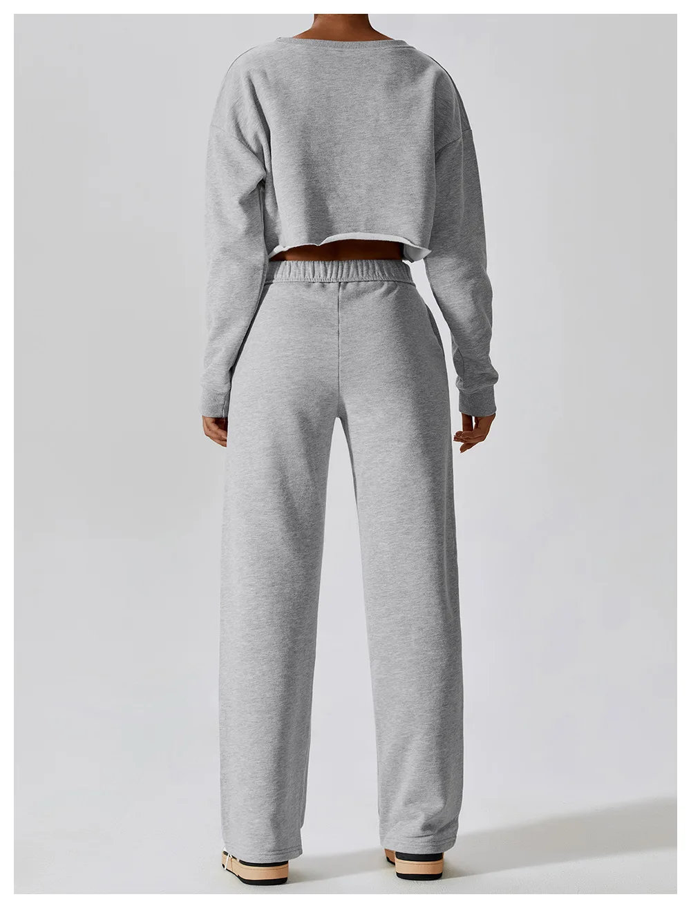 Wholesale Fitness Yoga Wear Sweat Suits Sport Set Long Sleeved Gym Crop Top Jogging Suits Women