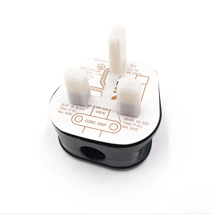 13A Fused BS1363 PC Urea Material 3 Prong Saudi Arabia Electric Plug