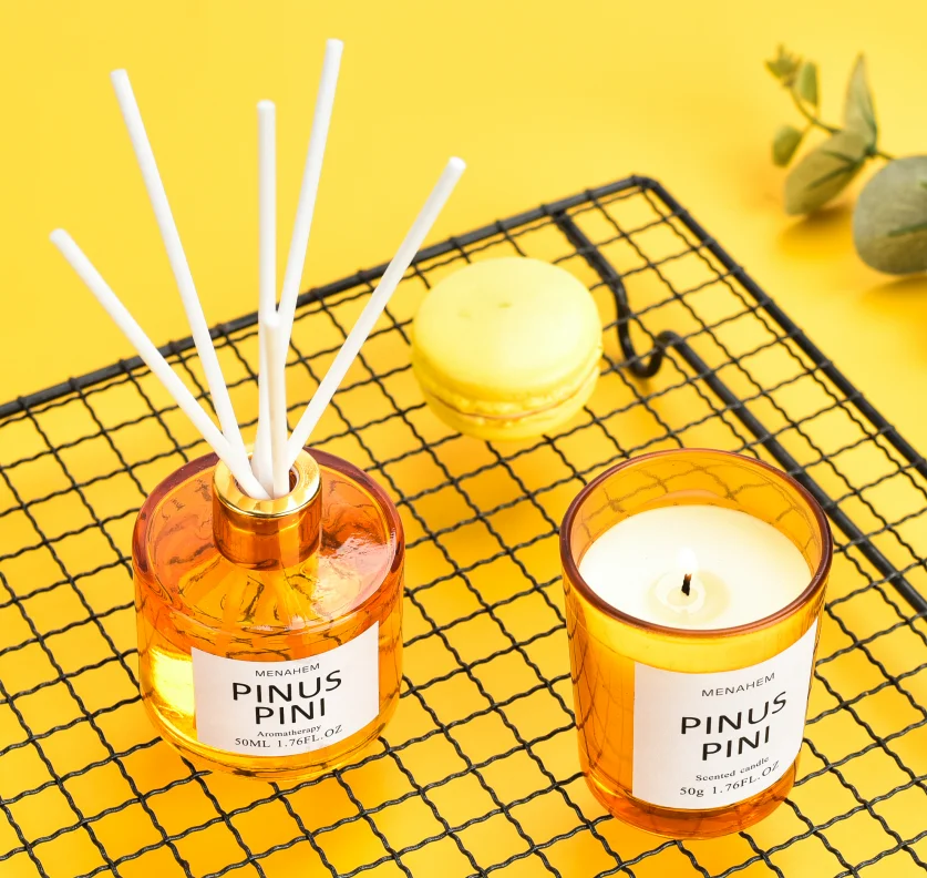 
Scented Soy Wax Candle With Aroma Gift Set Reed Diffuser air freshener 