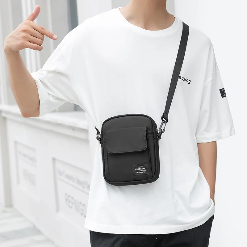 Factory wholesale leisure travel messenger bag mini crossbody bag chest shoulder bag men and women