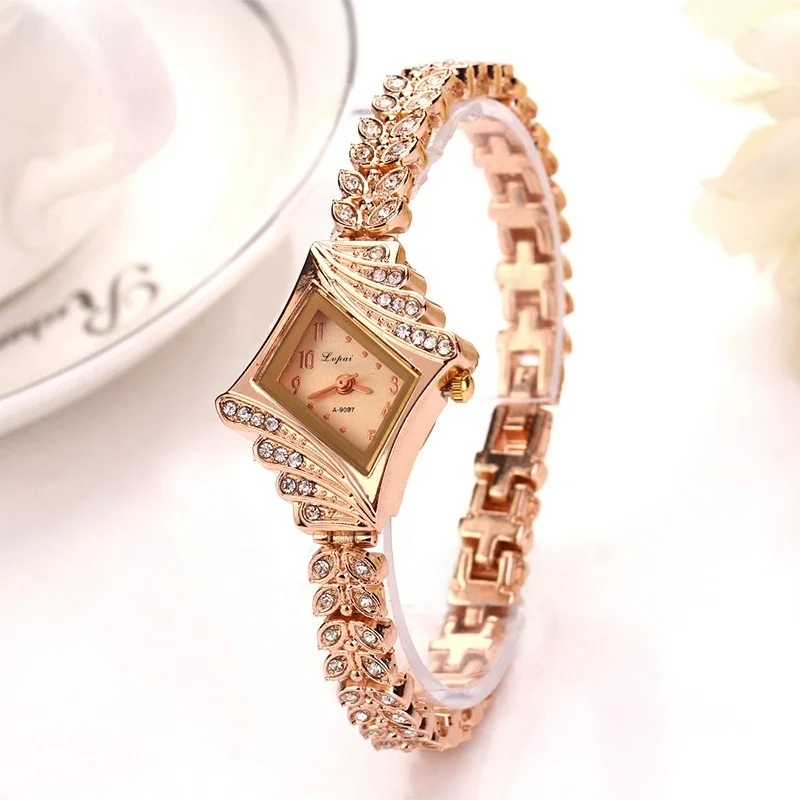 Hot Selling Diamond Rhinestone Alloy Ladies Bracelet Quartz Watch Women Girl Fashion Features Bracelet Watch