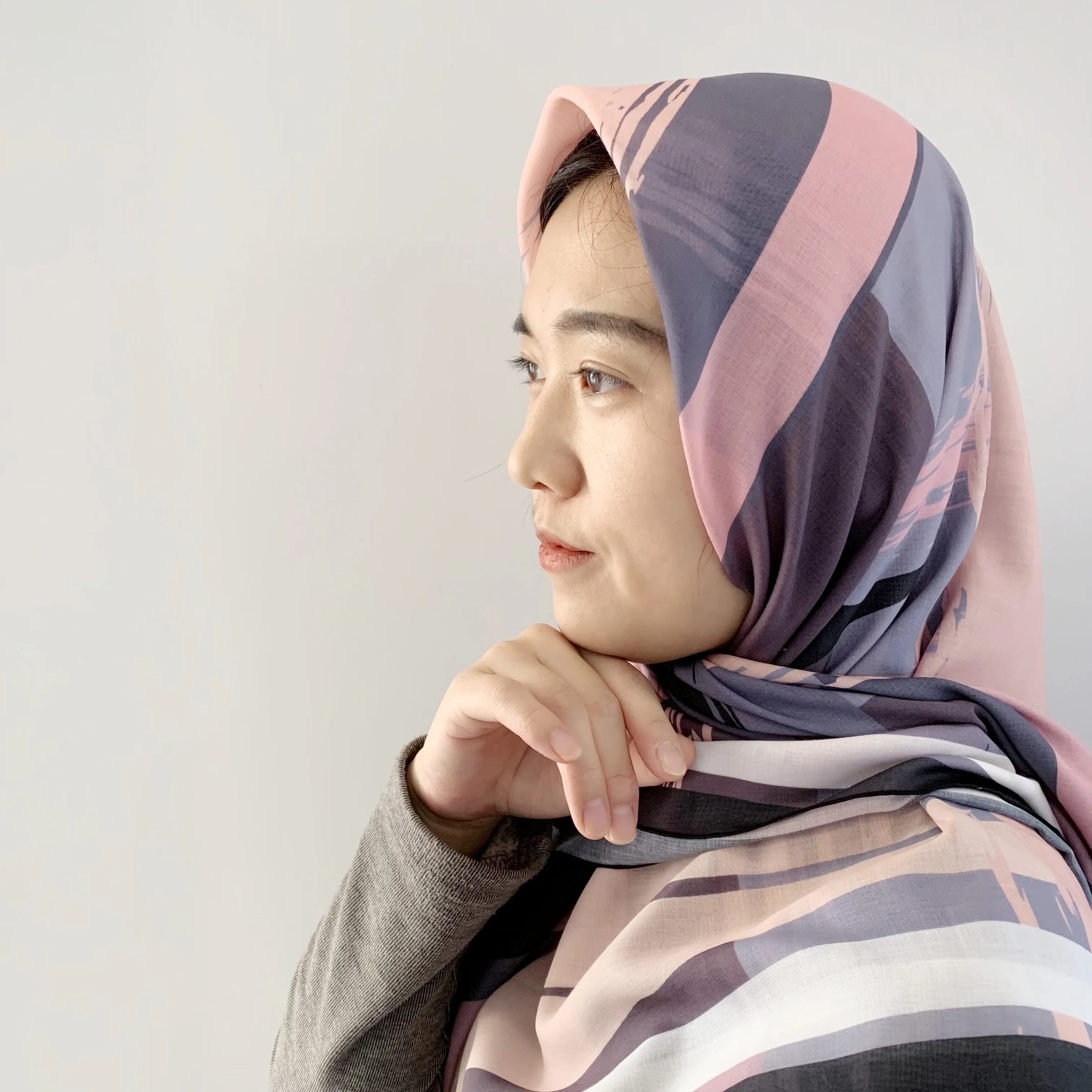 dubai 2022 new wholesale online muslim instant custom digital print hijab scarves ladies silk printing