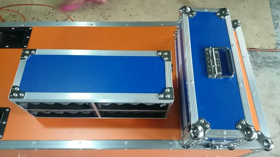 Wireless microphone case for 8 mics with foams