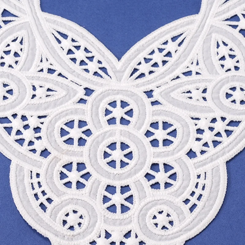 2023 Top Quality White Applique Lace 100% Polyester V-neck Decoration Embroidery Laces Soft Collar For Garment Accessory