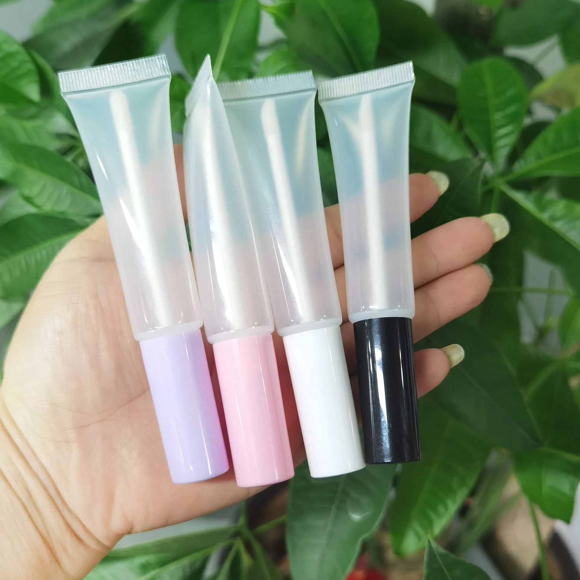 wholesale price customize color lip gloss tube competitive price empty squeeze tube lip gloss 10ml 15ml