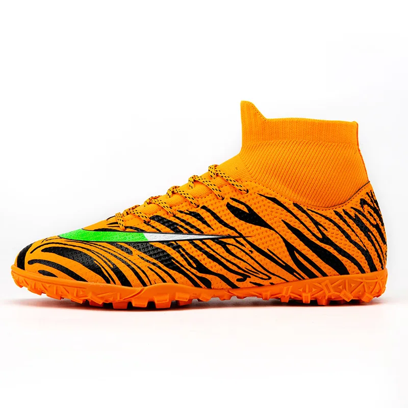 Custom Design 2021 High Quality Chuteiras Anti-slip Football Boots Cleats Lightweight Soccer Shoes for Mens