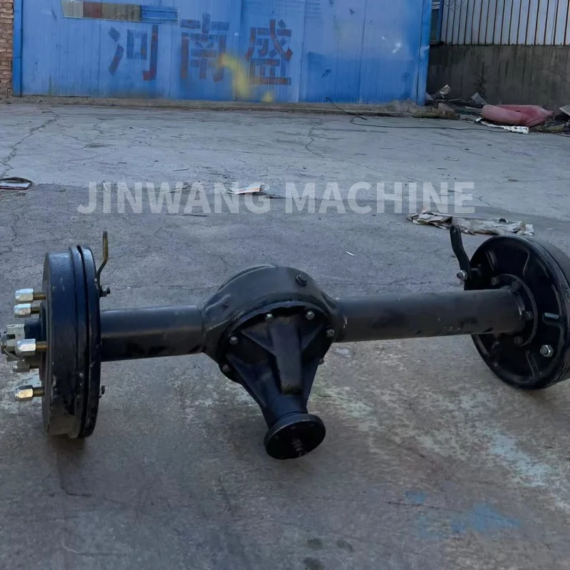 Дешевый и практичный задний мост с приводом от вала Jinwang можно использовать в электрическом дизельном трехколесном самосвале