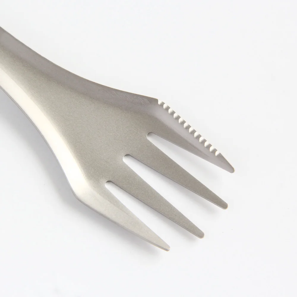 3-в-1 Титановая Ложка Вилка Нож Открытый Кемпинг комбинированных ложек и вилок Сверхлегкий Пикник столовые приборы Путешествия Посуда для пикника путешествия для домашнего использования