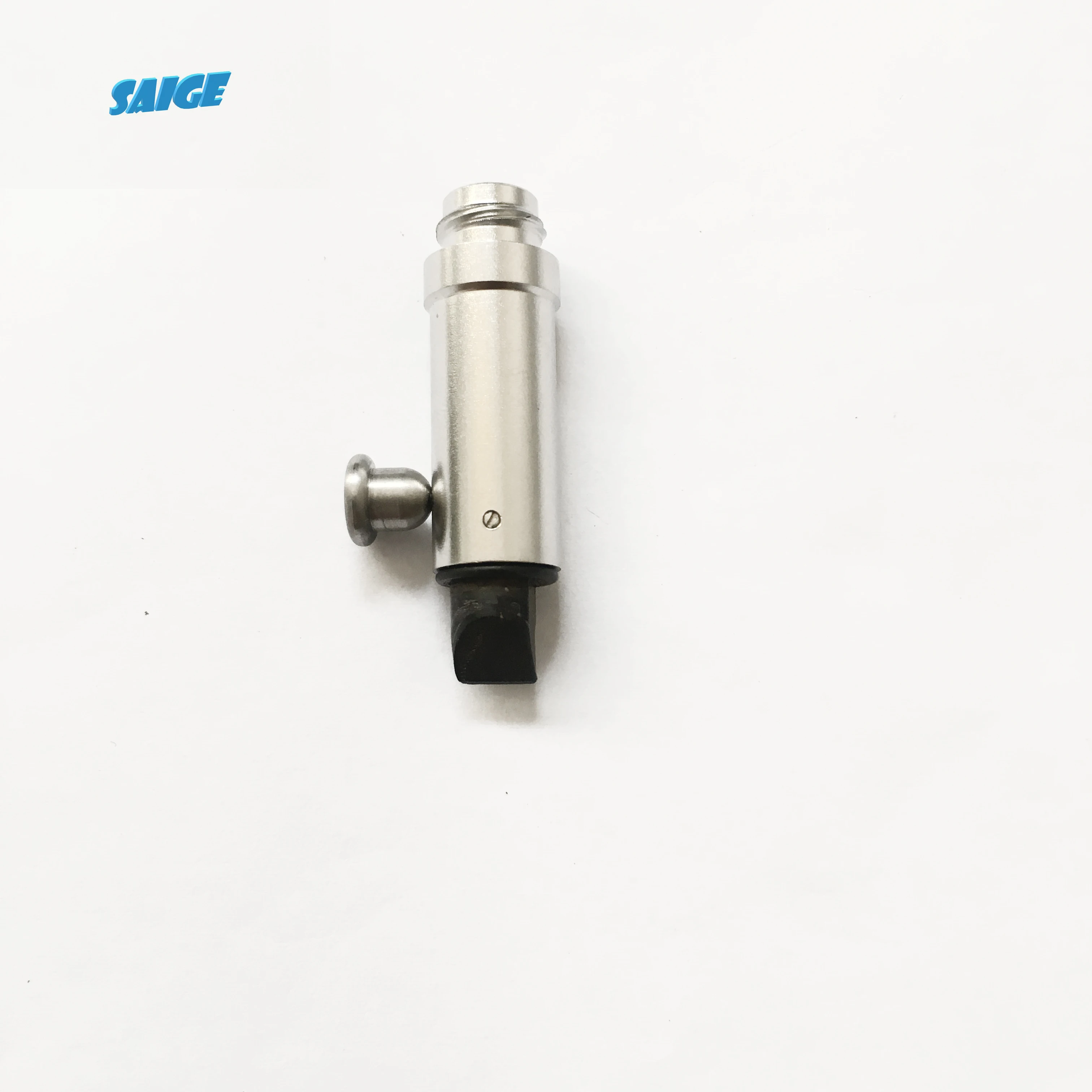 Pediatric bronchoscope Prismatic light deflector