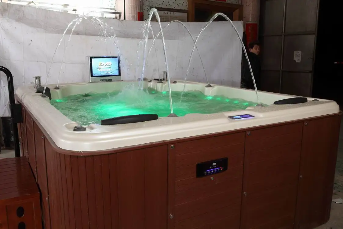 High Quality luxury 5-6 Persons outdoor large whirlpool bath massage acrylic bathtub jets spa pool hot tub manufacturer