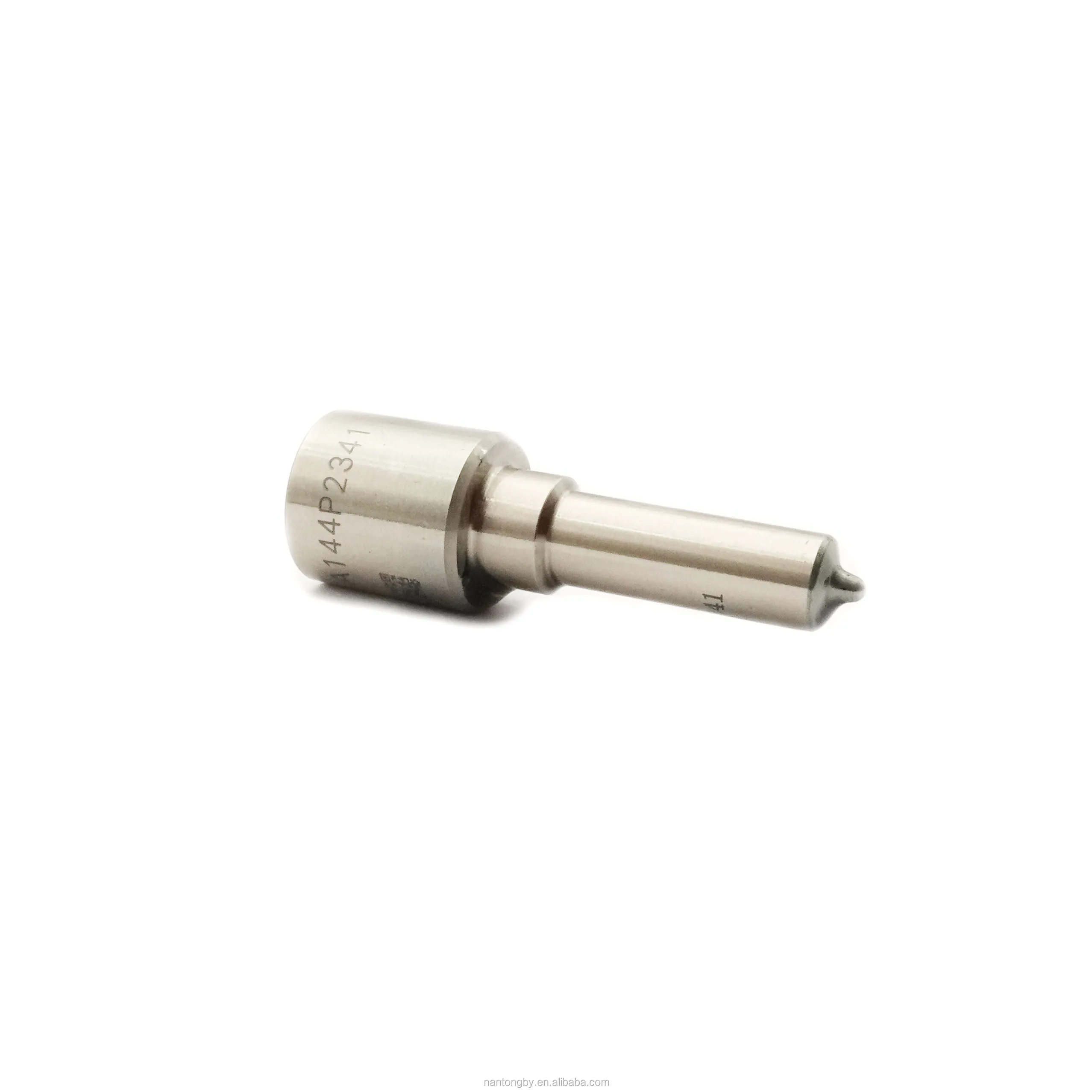 DLLA 157P 1424 common rail  fuel injector nozzle Bosc series