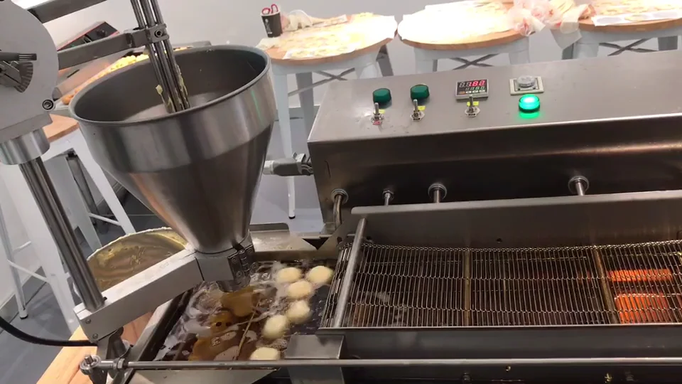 Mini donut electric fryer making machine fully automatic cake donuts maker frying mochi donut machine manufacturer