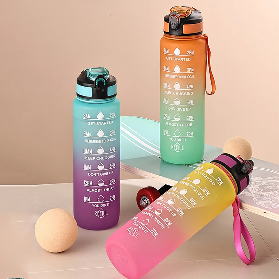 Factory Wholesale 32 OZ Trinkflasche Leak Proof Plastics Waterbottle 1L Fitness Sports Gym Straw Motivational Water Bottle