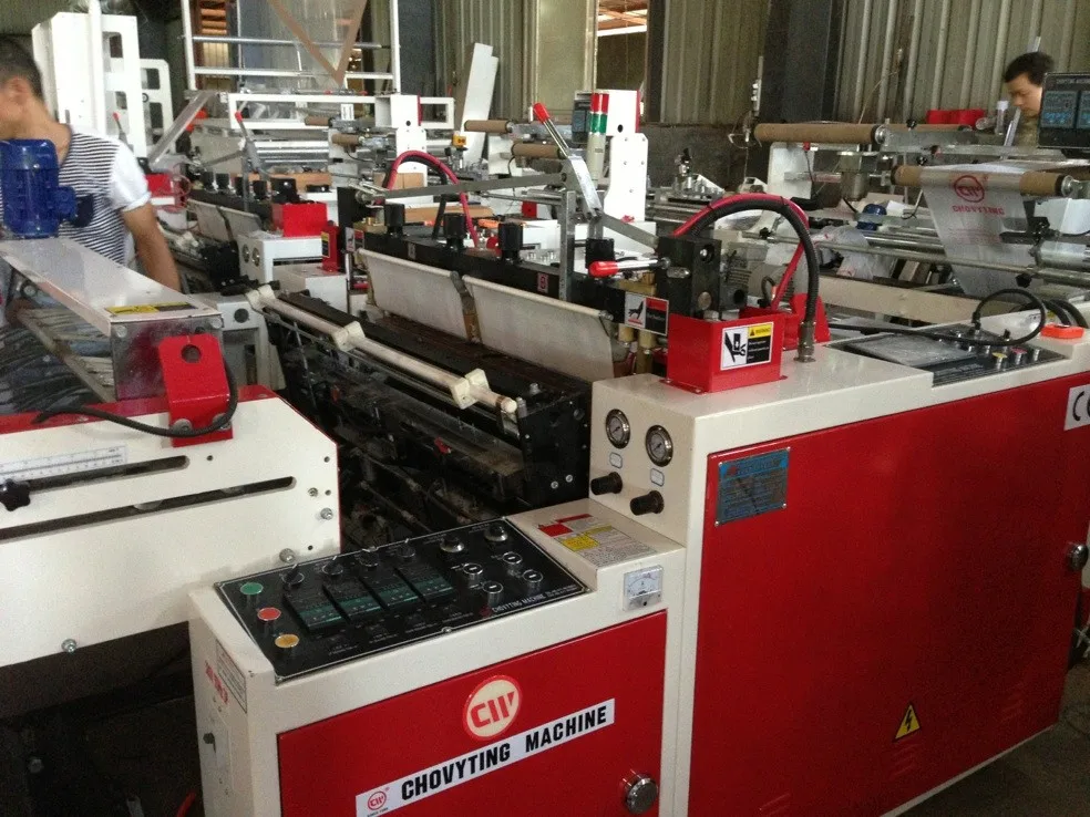 New Design Fully Automatic T-Shirt Bag Making Machine with Punch Device (two lines) Vest Bag