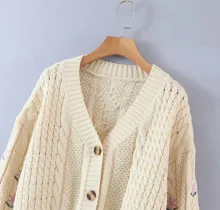 Custom Logo Autumn Fashion Flower Embroidery Twists V-neck Lantern Sleeve Cardigan Women Sweater Knit Cardigans Coats