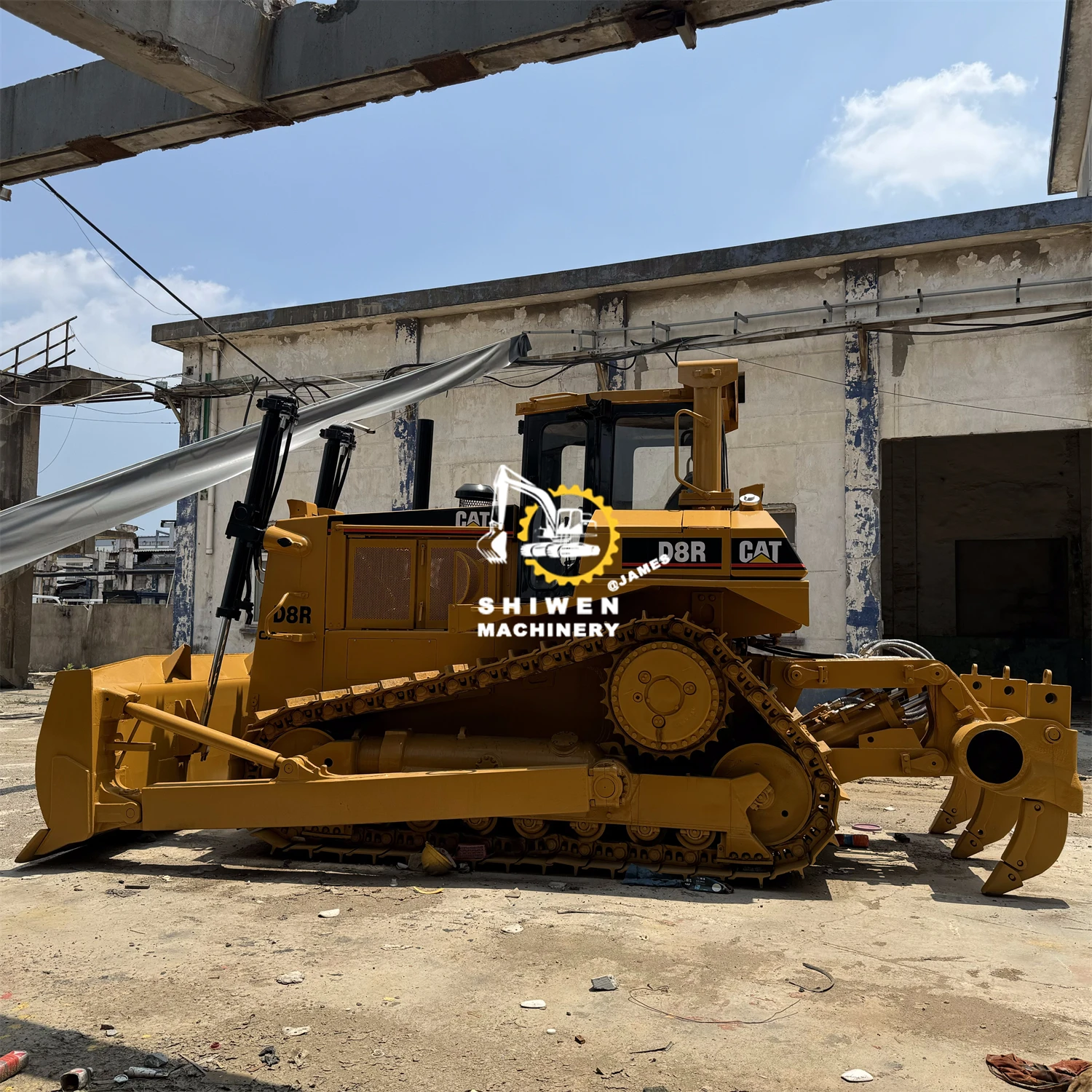 Low working hours Caterpillar D8R Bulldozers Used Japan CATD8R D7R D7H D6R D9R Bulldozer For High Work Efficient On Hot Sale