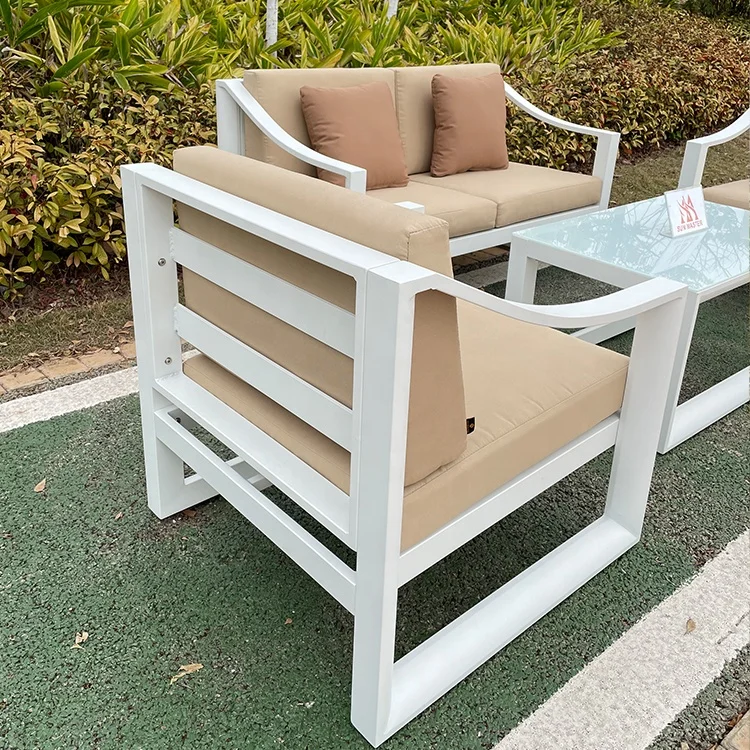 2022 Modern KD Outdoor Garden 4 PCS Seating Sofa Set Sectional Patio Hotel Furniture Luxury Aluminum Conversation Garden Couch