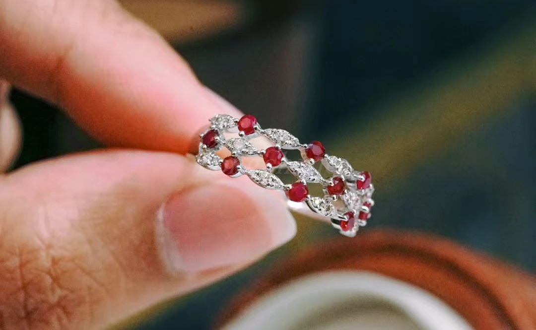 Longshine Hot Sale 18K Gold White and Red Color SHining Natural Diamond Ring Jewelry