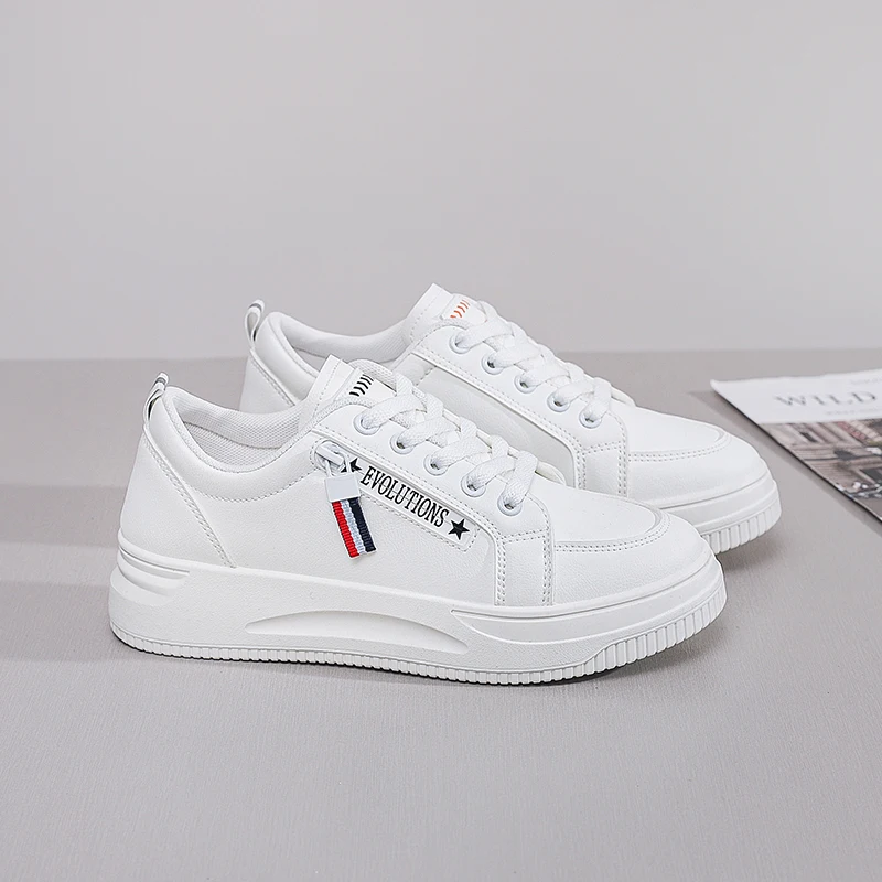 F661 Wholesale Summer New footwear Fashion Student Round Toe Sneakers Sports Leisure Single thick sole white board shoes women