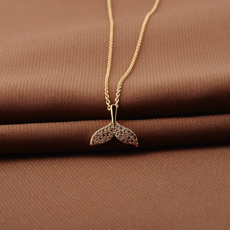 Aug jewelry Hot sale 18K real gold plated fish tail pendant clavicle chain diamond fashion trend necklace