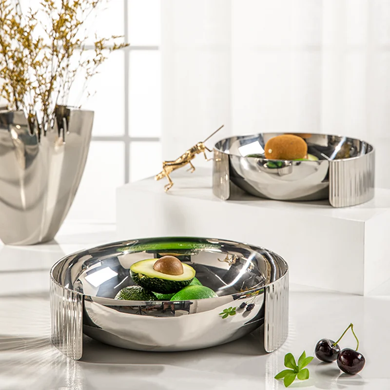 Hotel fruit Tray customised light luxury silver 304 stainless steel round fruit tray Upscale household silver fruit plate