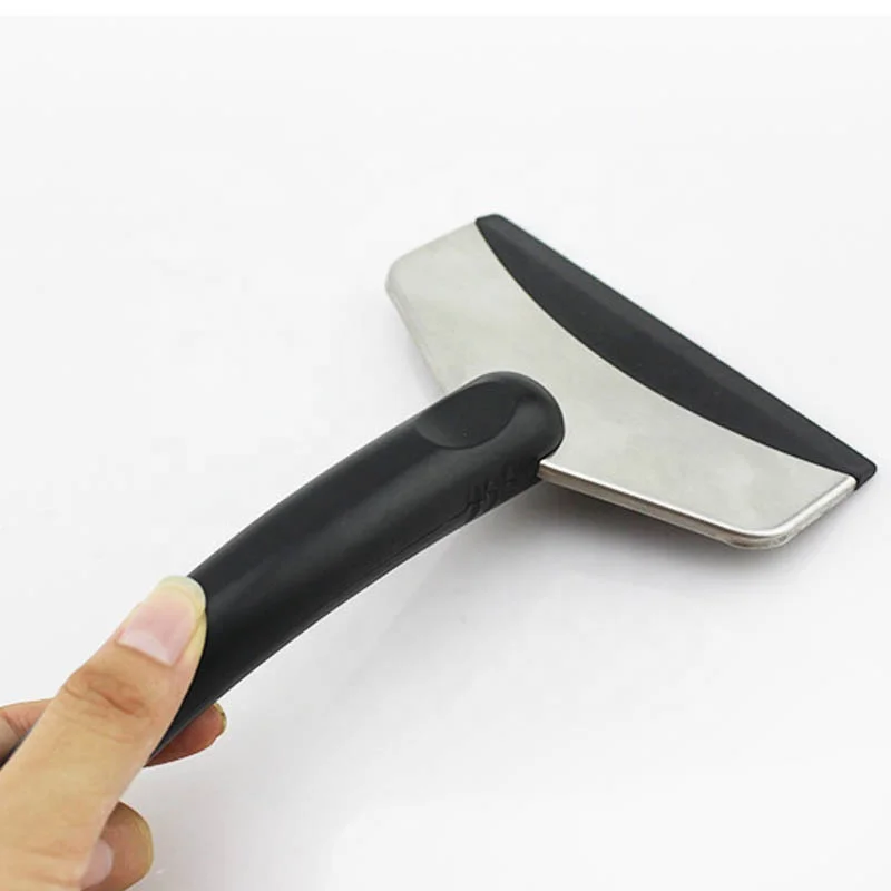Car Windscreen Windshield Snow Clear Shovel Snow Remover Brush Window Ice Scraper Blade Snow Cleaning Tool Spray on Windows