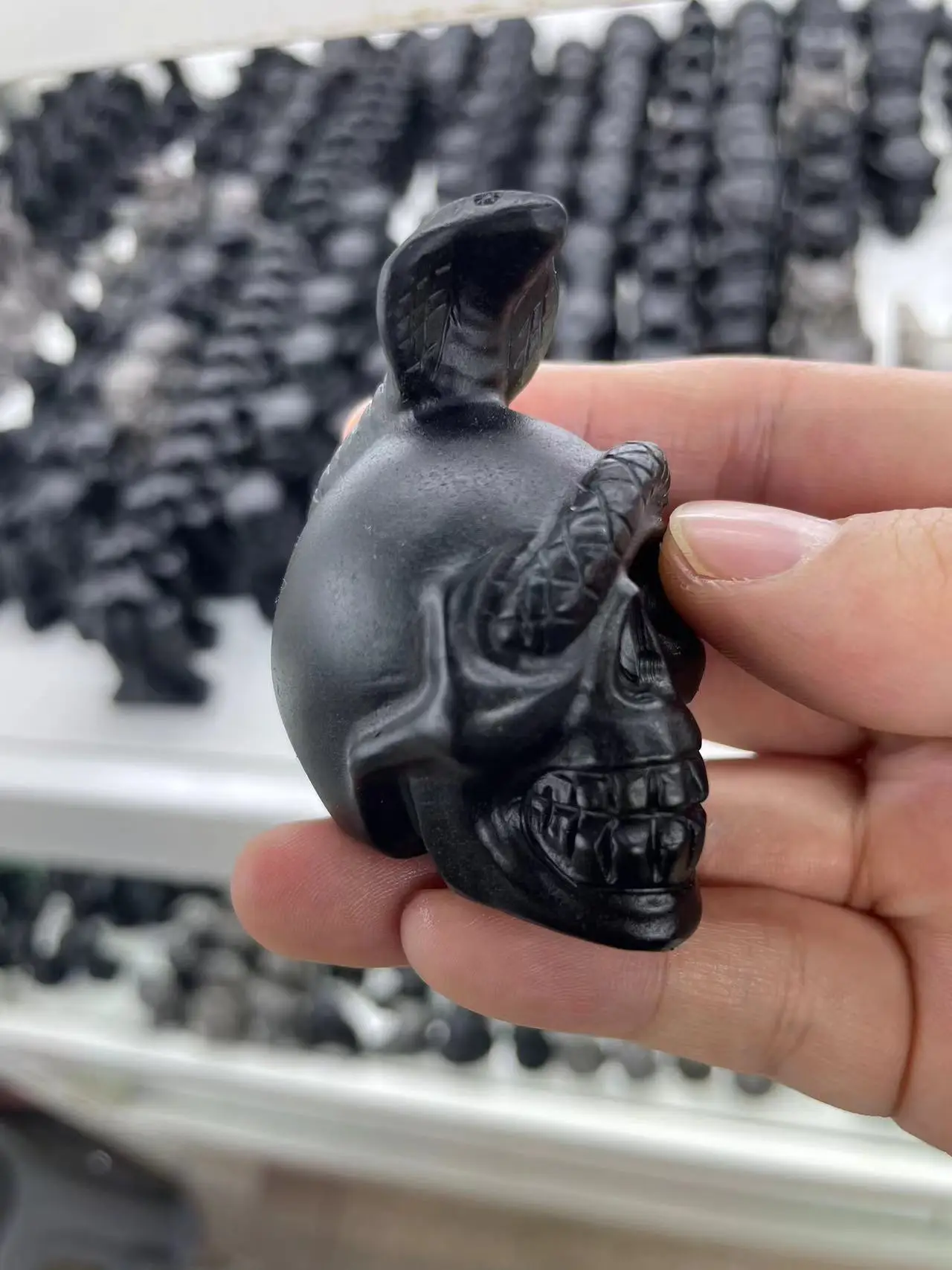 New animal cravings natural obsidaina healing stone carved  crystal animals carvings obsidian cleat skulls