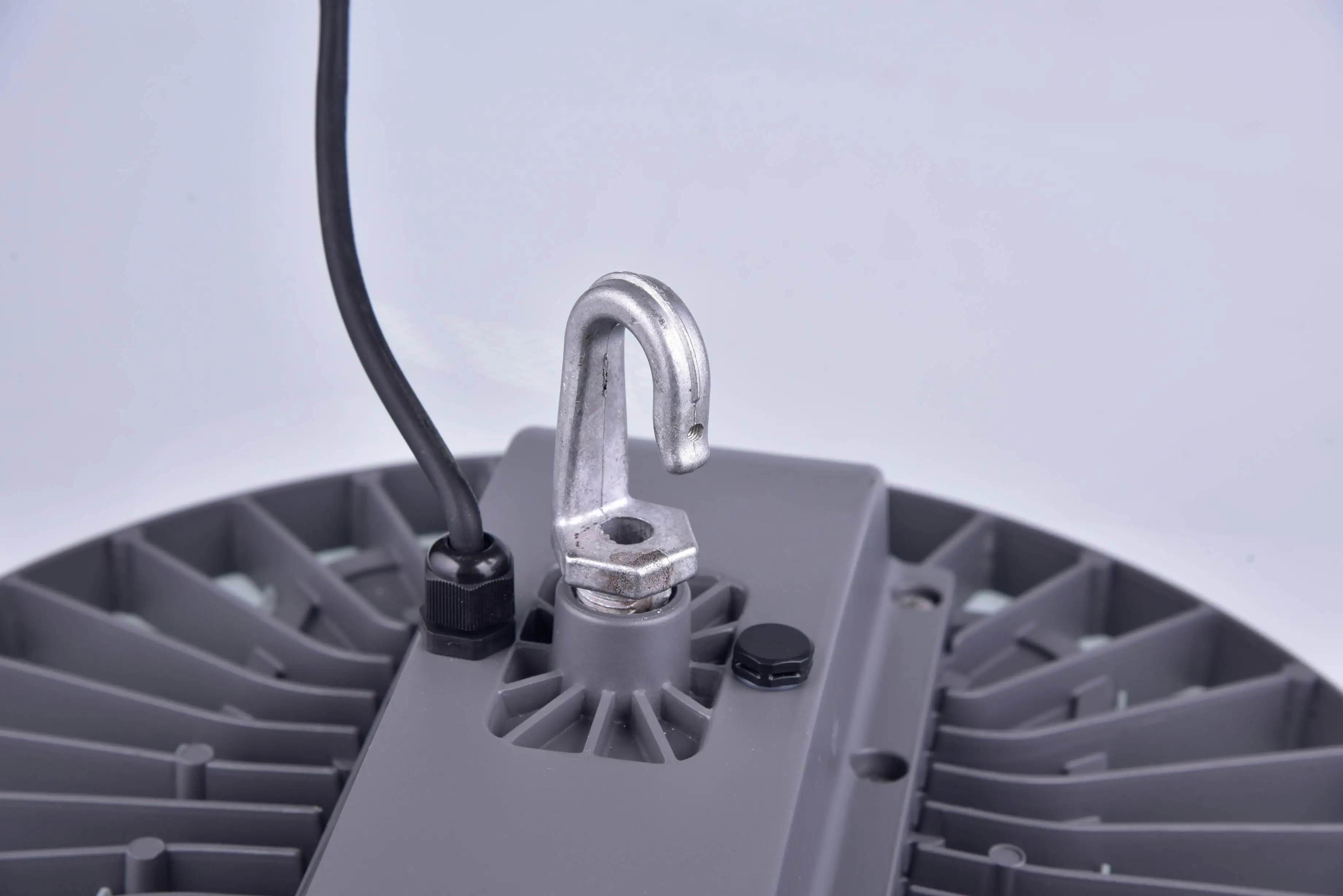 Wholesale Factory Price high quality cheap Outdoor Industry Aluminum Alloy UFO luminaire for industrial use