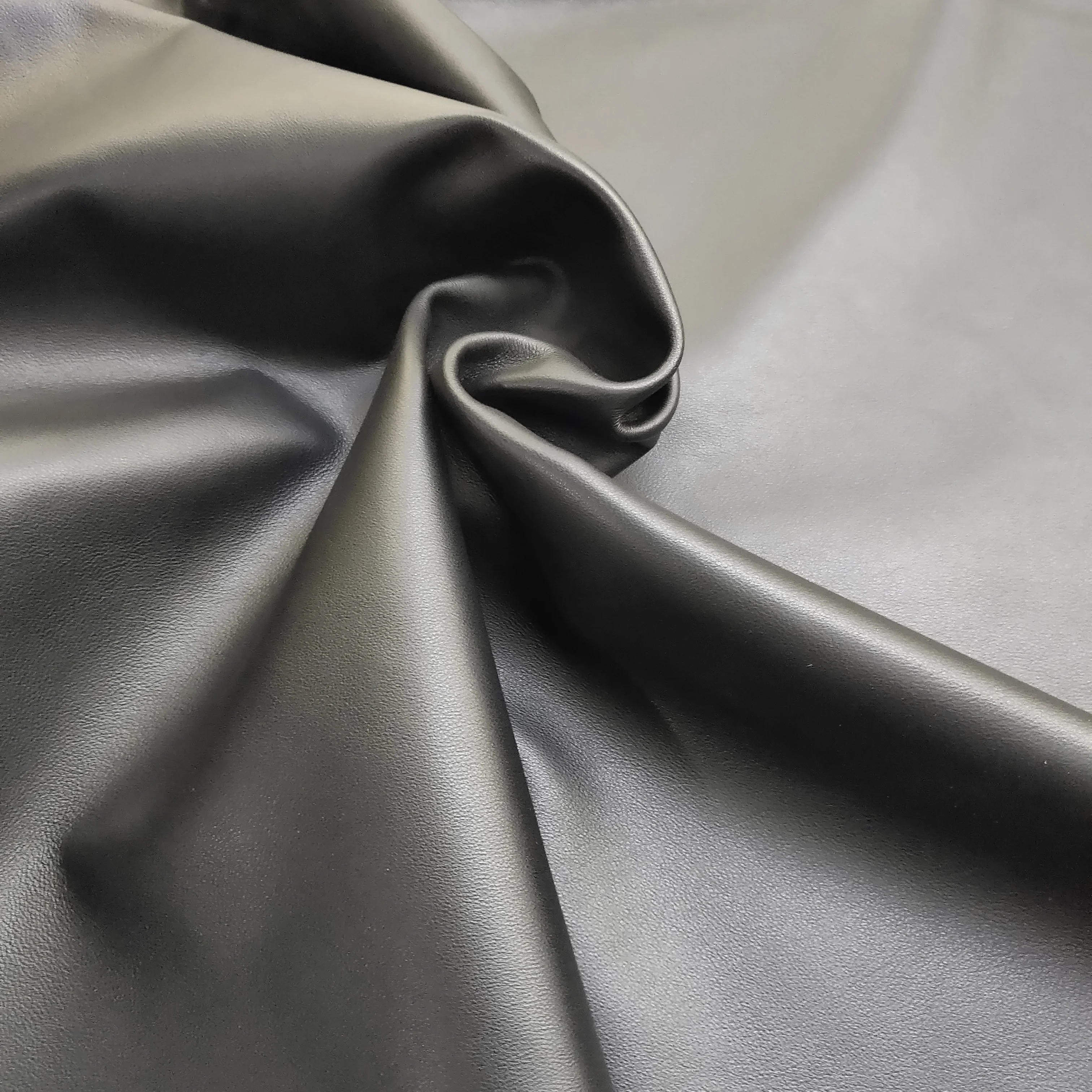 Black glossy soft sheepskin genuine full grain leather for garment material